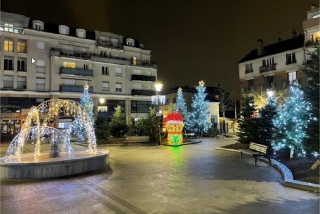 Studio A 2 Pas De La Gare 萨特鲁维尔 外观 照片